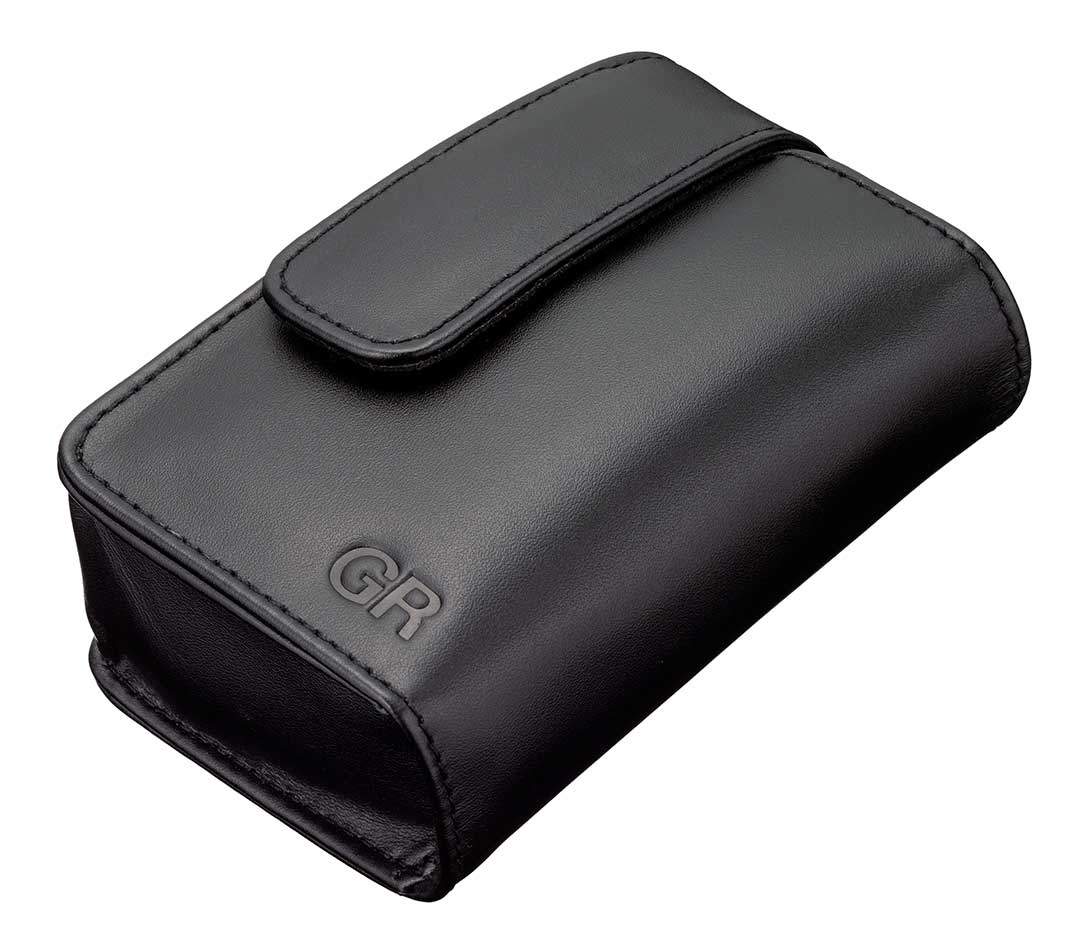 Мягкий кожаный чехол RICOH GC-11 для GR IV/GR III/GR IIIx (поясное крепление)